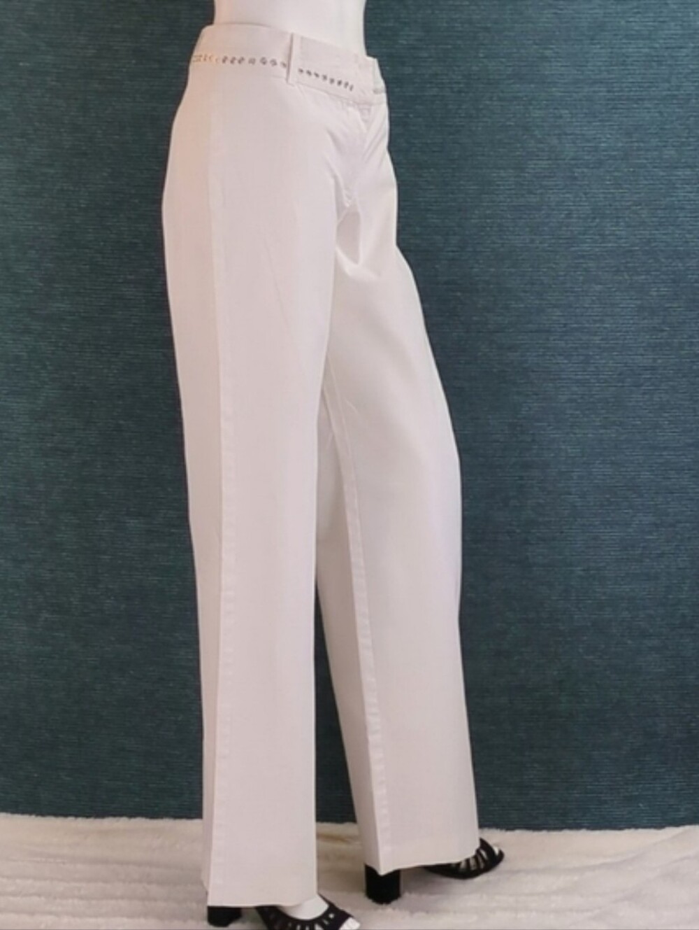 BCBGMaxAzria 90s/Y2K Optic White Wide Leg Pants, Grommets
